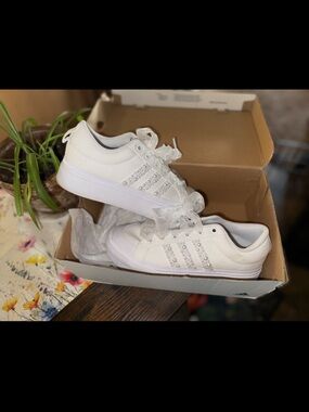 adidas custom bridal shoes with Crystal-Embellishments size 7.5